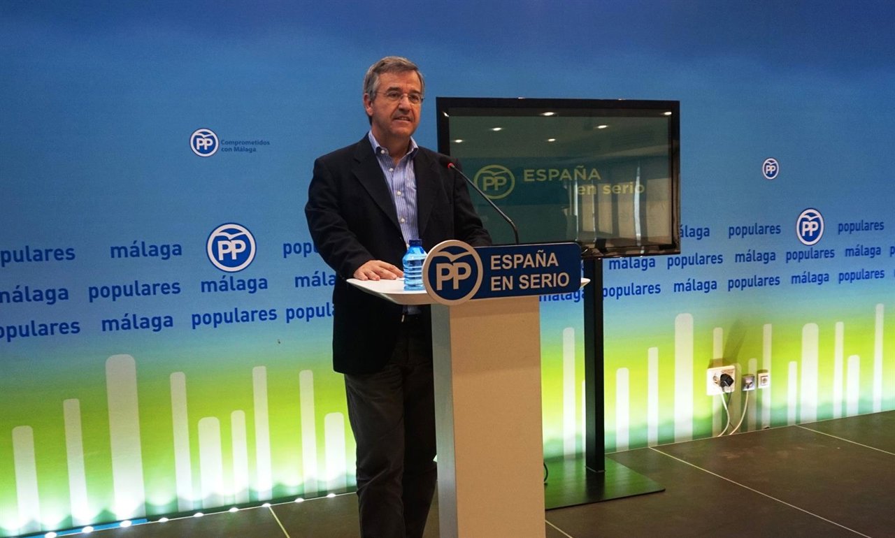García Urbano, alcalde Estepona número uno lista PP Congreso