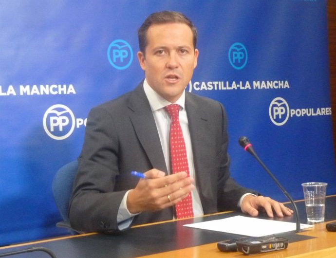 Carlos Velázquez, portavoz adjunto del PP en las Cortes de C.-LM