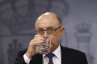 Montoro responde a la CE que la declaración de bienes en el extranjero es muy eficaz