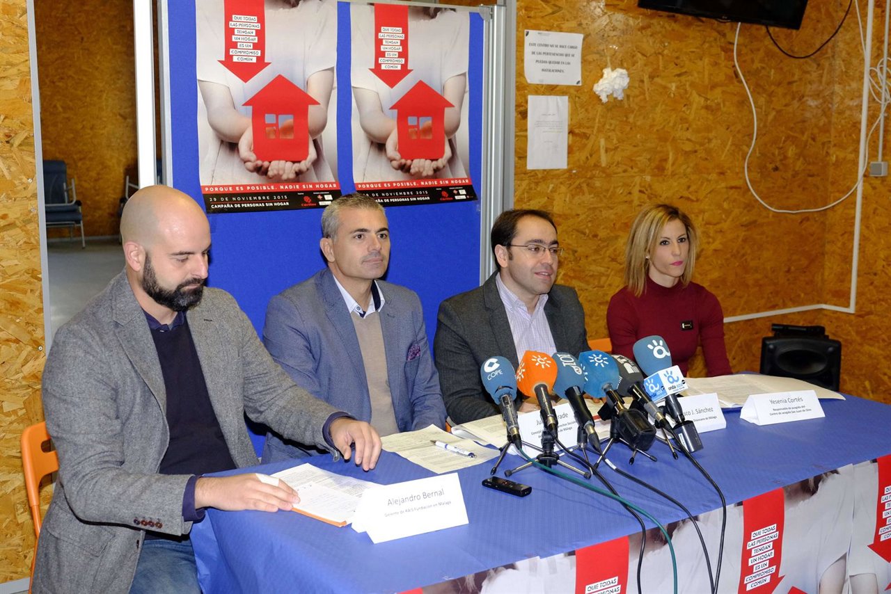 Sin hogar cáritas rueda de prensa exclusión málaga