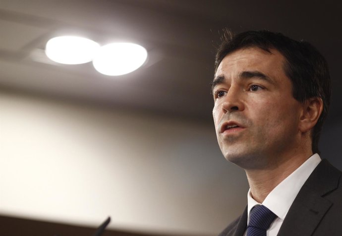 El portavoz de UPyD, Andrés Herzog, tras reunirse con Rajoy en Moncloa