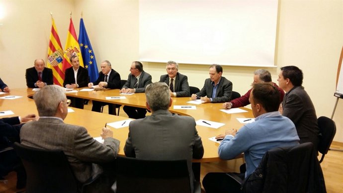 Olona reunido en Binéfar