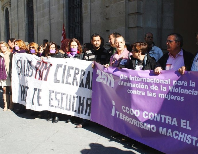 Concentración en defensa de los PIM.