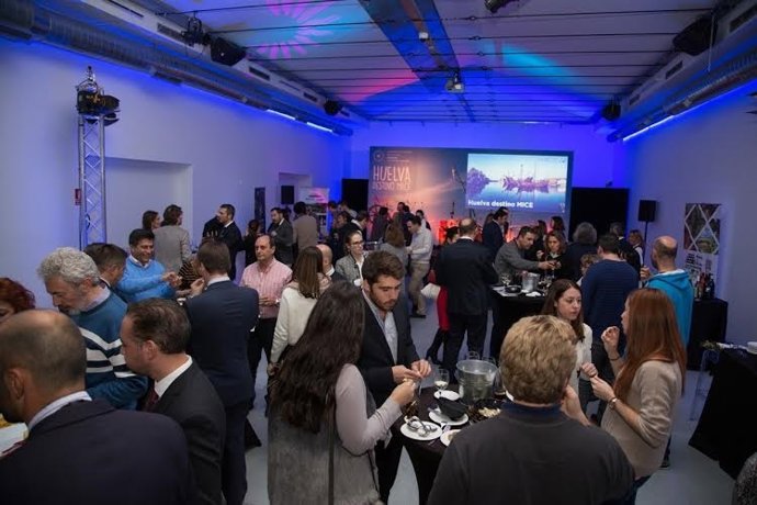 Huelva se promociona turismo de congresos en Madrid y Barcelona.