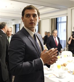 Albert Rivera en un desayuno