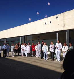 Suelta globos contra la violencia de género
