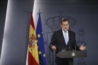 Rajoy, sobre los debates: "Tengo un problema, que tengo que seguir trabajando de presidente, y otros no"