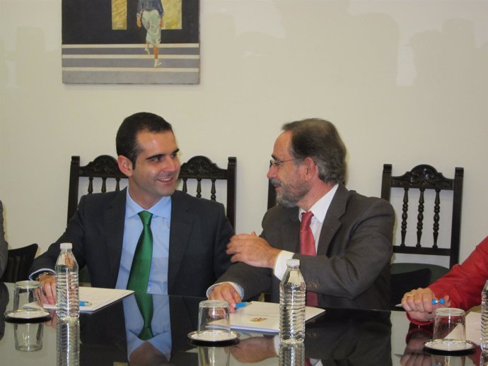 El alcalde en funciones de Almería y el consejero de Fomento y Vivienda