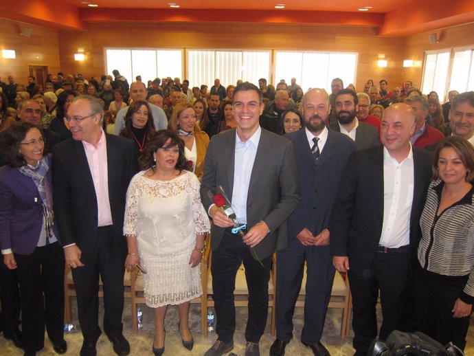 Pedro Sánchez visita la Fundación Guadalquivir Futuro en Córdoba