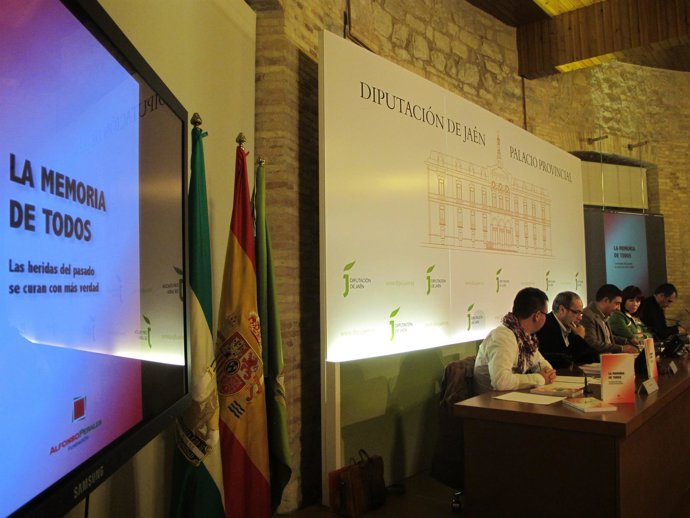 Presentación del libro 'La Memoria de todos'