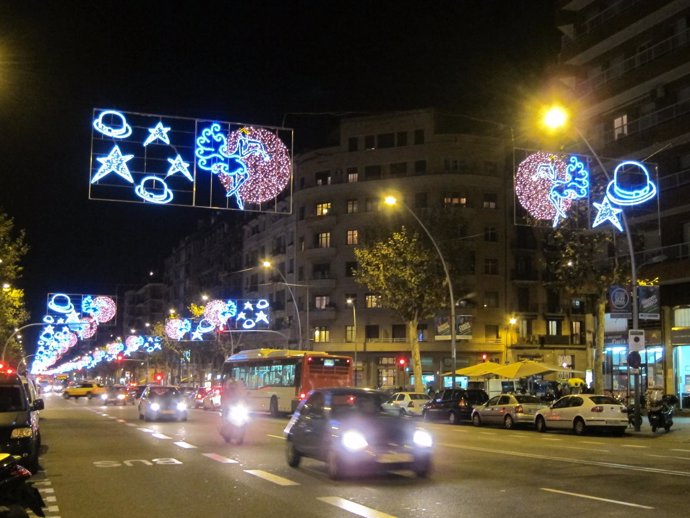 Las luces de Navidad en la avenida Para·lel el año pasado