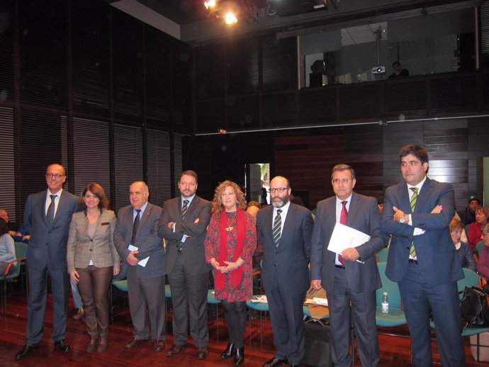 Bankia y Fundación Caja Rioja apoyan a 22 asociaciones riojanas