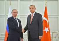 Erdogan pide reunirse con Putin el lunes en París