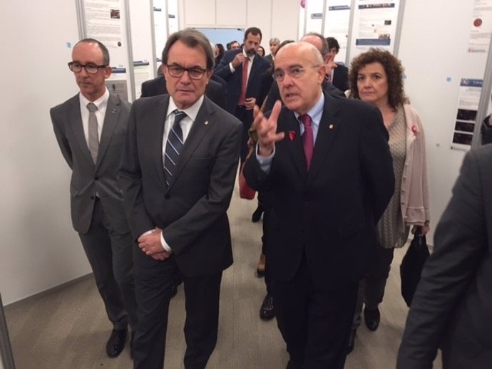 El presidente de la Generalitat, Artur Mas, y el conseller de Salud, Boi Ruiz