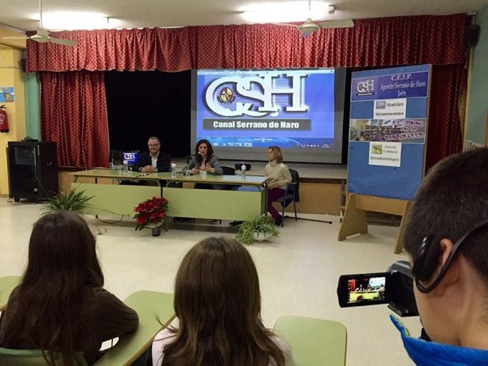 Inauguración de la TV digital del colegio Serrano de Haro.