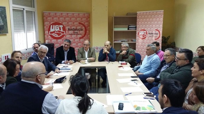 Reunión del PSOE de Cádiz con sindicatos
