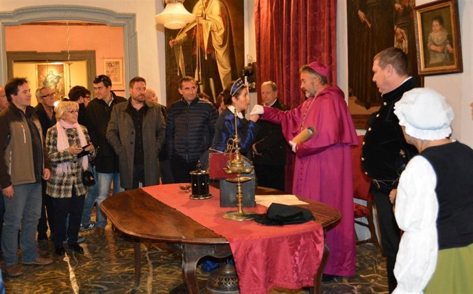 Soro en las visitas teatralizadas.