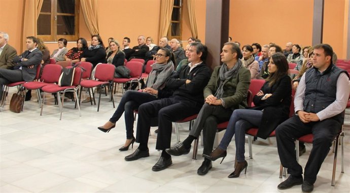 Presentación de actuaciones para dinamizar el comercio de Adra