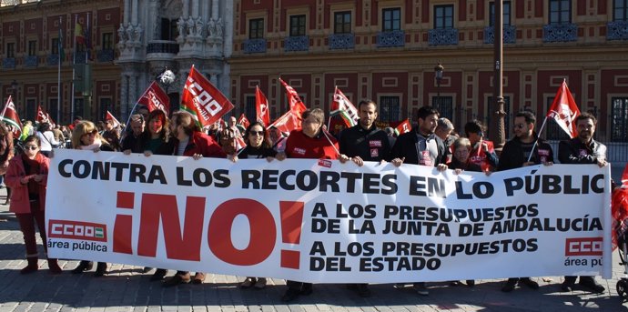 Manifestación organizada por CCOO en Sevilla