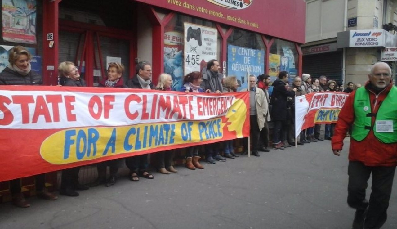 Cadena contra el cambio climático en París