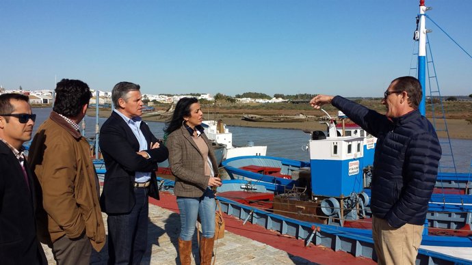 La diputada de C's Marta Bosquet este lunes en Barbate (Cádiz)