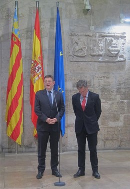 Ximo Puig junto al director general de Consum, Juan Luis Durich 