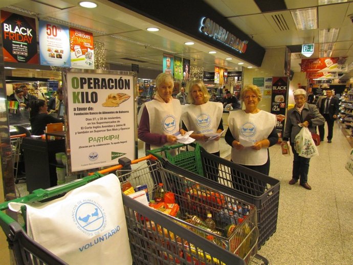 Recogida de alimentos en El Corte Inglés