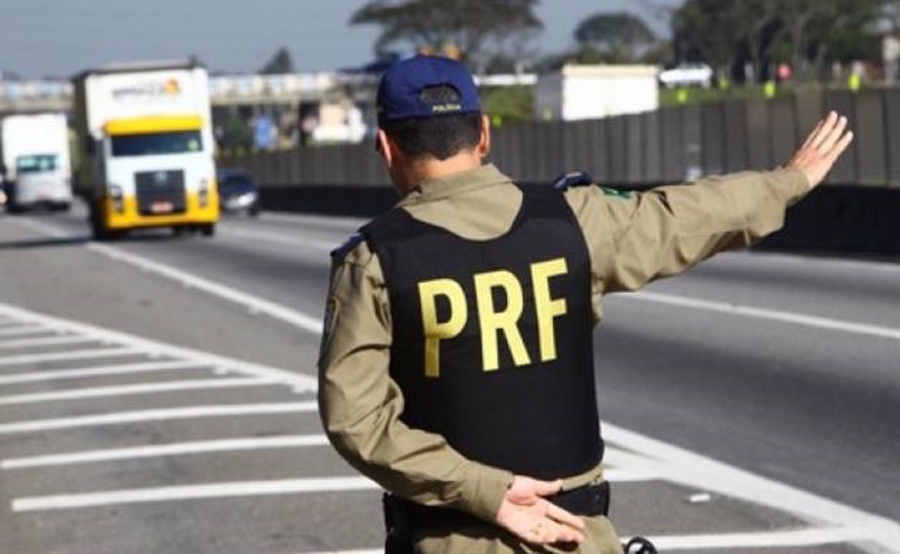 Policías matan a cinco jóvenes dentro de un coche en Río de Janeiro 