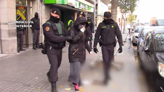 Operación contra una red de captación de yihadistas en Barcelona y Granollers