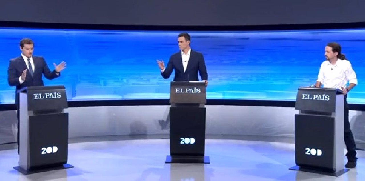 Pedro Sánchez, Albert Rivera y Pablo Iglesias en el debate de El País 