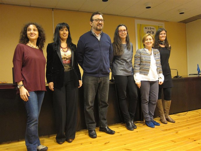 CC.OO. Ha dedicado su jornada a la relación entre pobreza y mujer