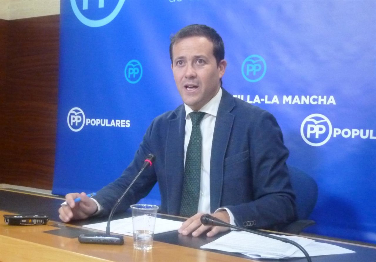 Carlos Velázquez, PP