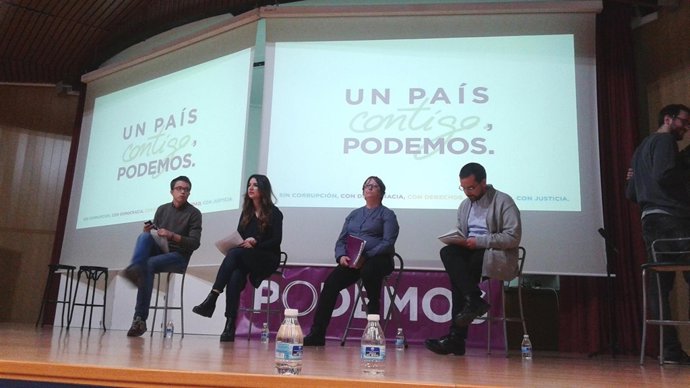 Acto de Íñigo Errejón en Granada.