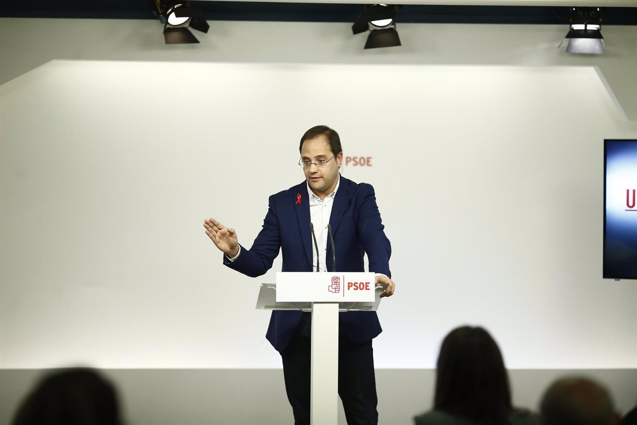 César Luena presenta la campaña electoral del PSOE