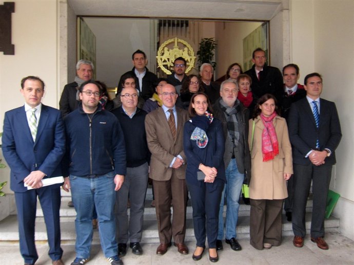 Carnero, junto a representantes de las distintas ONG