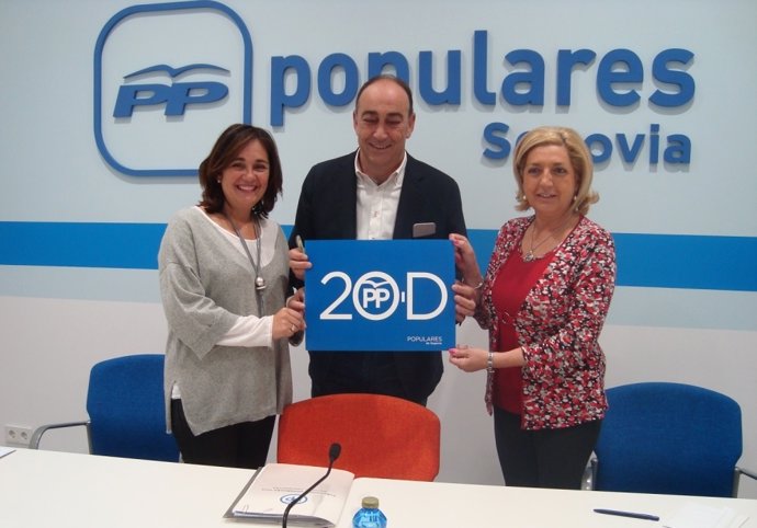 De Vicente, con Escudero (i) y Sanz.