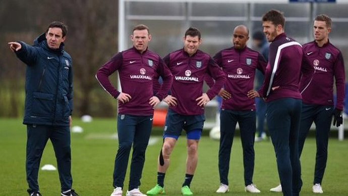 Gary Neville, nuevo entrenador del Valencia