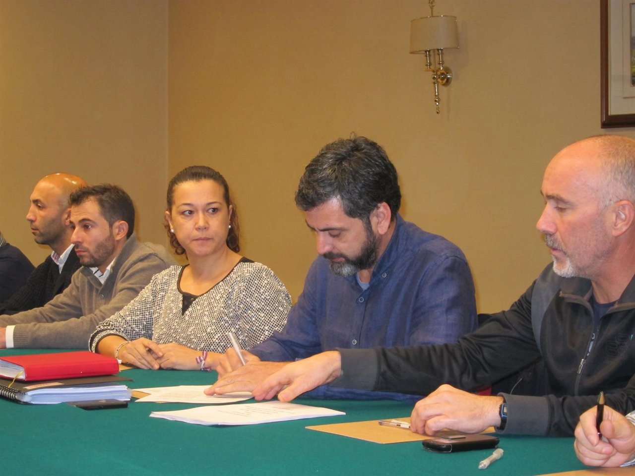 Firma del convneio del metal en Vigo