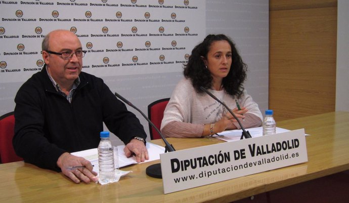 Los diputados provinciales de VTLP, Salvador Arpa y Esther Mínguez