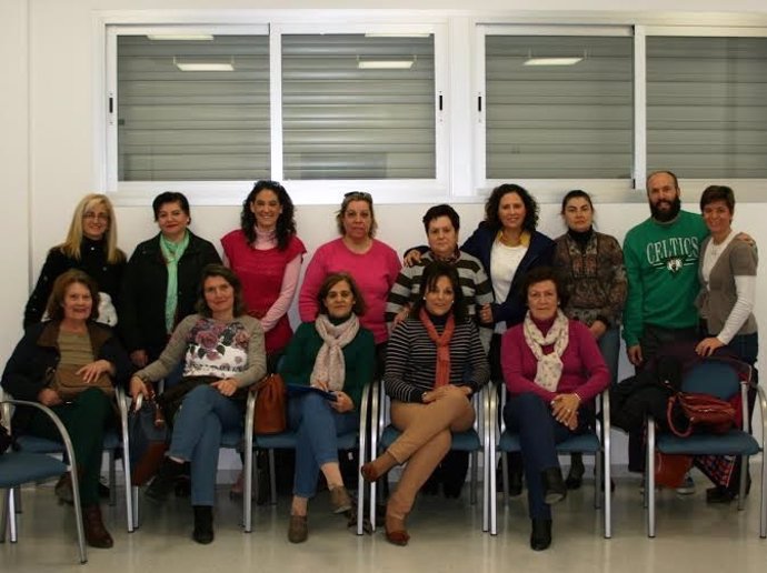 Ciudadores de personas dependientes asisten al curso en Pozoblanco