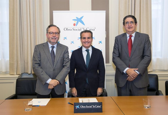 Acuerdo entre la Obra Social La Caixa y el Colegio de Abogados de Sevilla