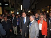 Rajoy recorre las calles del centro de Badajoz