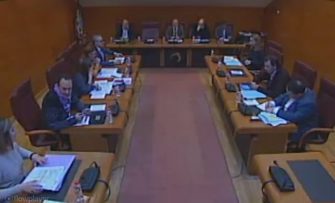 Comisión de Economía, Hacienda y Empleo del Parlamento de Cantabria
