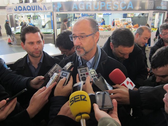 Luis Fuentes en el Mercado Central de Salamanca