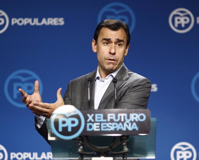 Fernando Martínez-Maíllo en la sede del PP