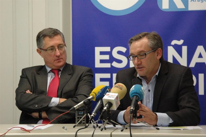 Joaquín Juste y Manuel Blasco, en rueda de prensa en Teruel