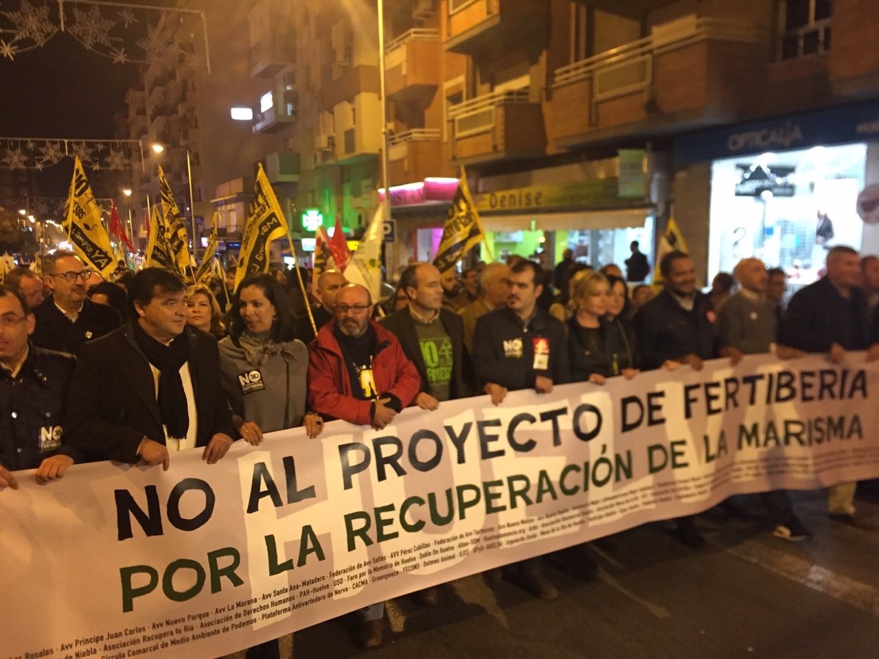 Manifestación en Huelva contra el proyecto de Fertiberia. 