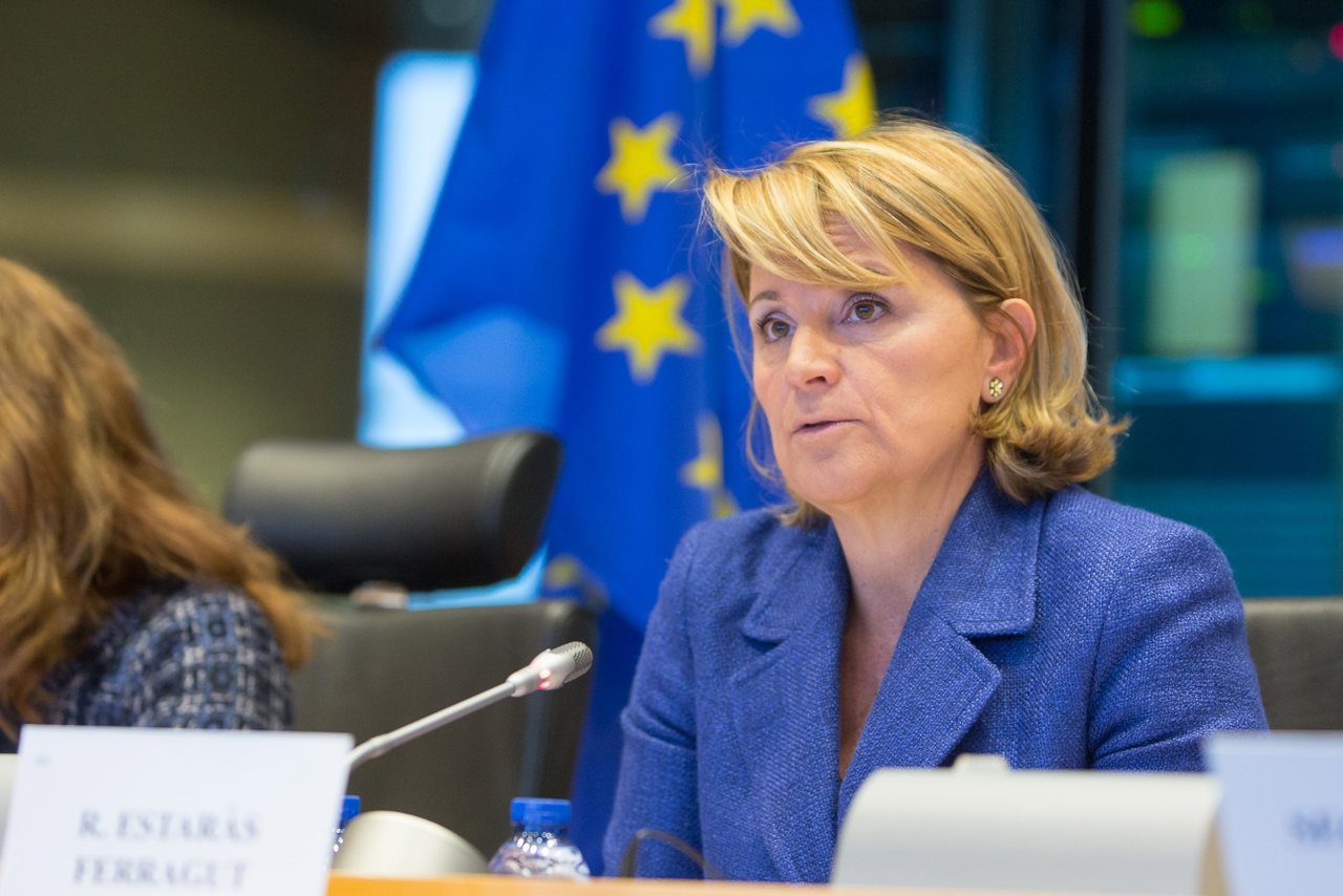 Rosa Estarás, eurodiputada