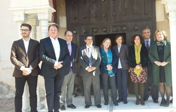 Miembros del Patronato Francisco Ayala durante la última reunión en Granada.