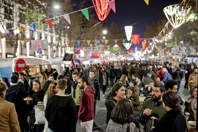 The Shopping Night Barcelona